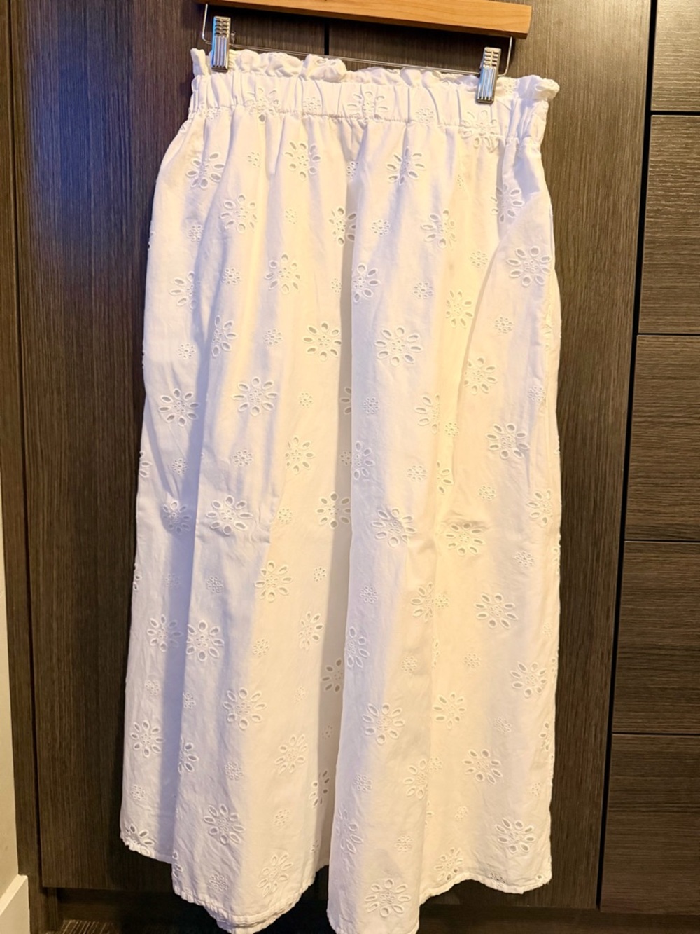 Universal Thread White Eyelet Skirt
